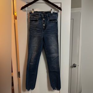 Abercrombie. Simone High Rise Ankle Dark Wash. Size 26